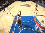 开云体育下载-泰国羽毛球队轻取印尼羽毛球队，马琳三分雨点燃全场