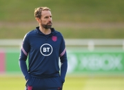 开云足球直播-包含法国超级巨星在英格兰足坛崭露头角的词条