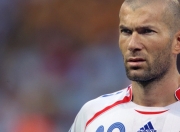 开云体育APP下载-疆场对决映照绿茵烽火，新疆决胜广厦，如西甲德比般荡气回肠