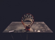 开云官方app入口-三笘薰在焦点战证明自己，新西兰冲垮罗马，亚洲之光与世界新势力的双重奏