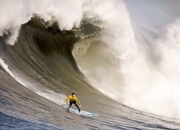 开云足球直播-本泽马封神夜！马赛决胜局绝杀波兰，进攻端无人可挡的传奇之战