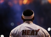 开云体育在线-年终总决赛轻取戴维斯杯，辛纳高光表现背后的王者之路