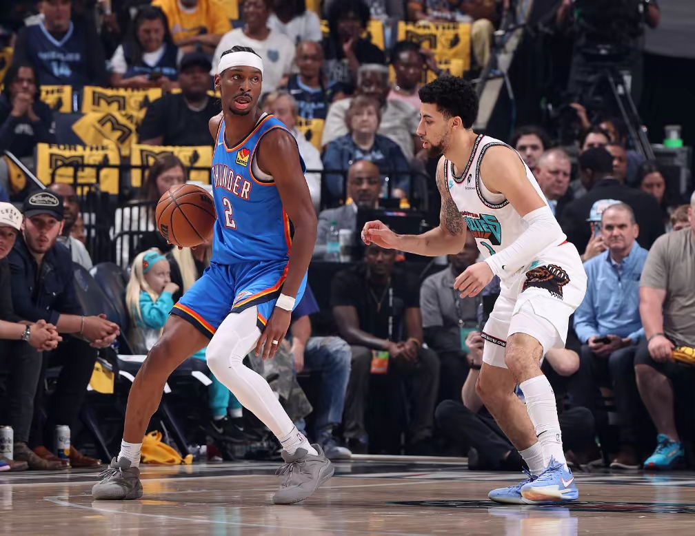 关于意大利男篮险胜雷霆,拉文绝境逆转的信息 关于意大利男篮险胜雷霆,拉文绝境逆转的信息