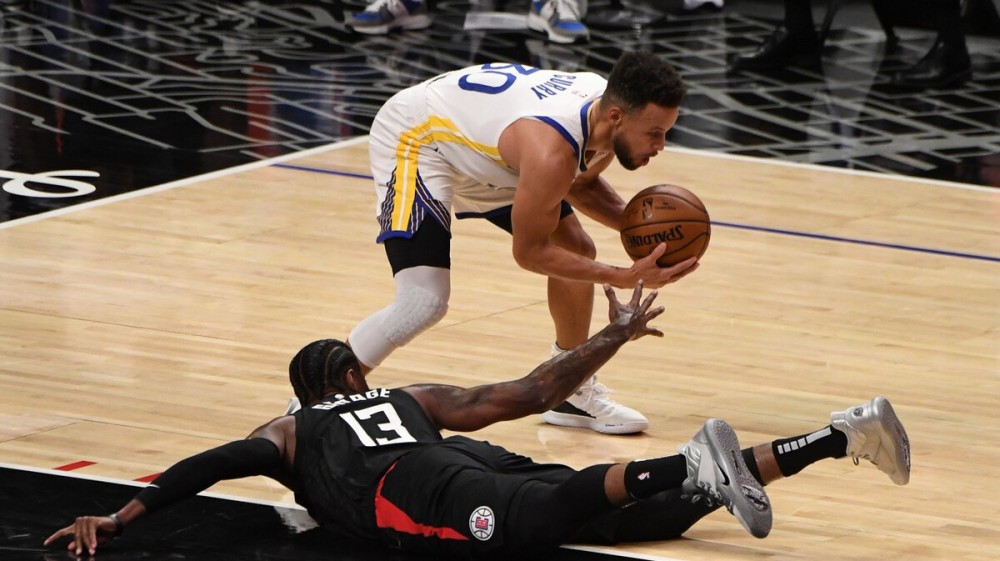 德国男篮轻取勇士B队,卡鲁索打破历史纪录 德国男篮轻取勇士B队,卡鲁索打破历史纪录