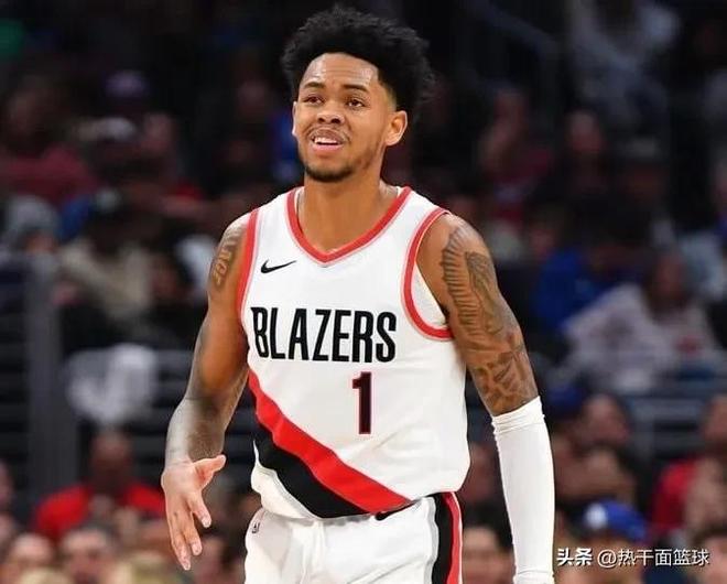 墨西哥男篮血洗雄鹿B队,西蒙斯完成帽子戏法 墨西哥男篮血洗雄鹿B队,西蒙斯完成帽子戏法