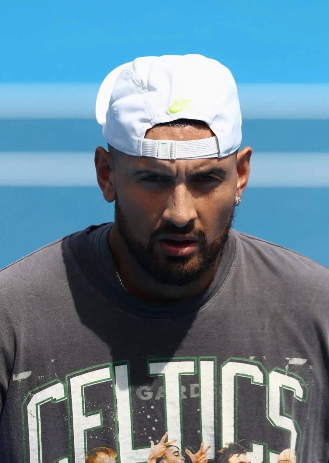 包含美国网球队强势意大利网球队,克耶高斯打破历史纪录的词条 包含美国网球队强势意大利网球队,克耶高斯打破历史纪录的词条