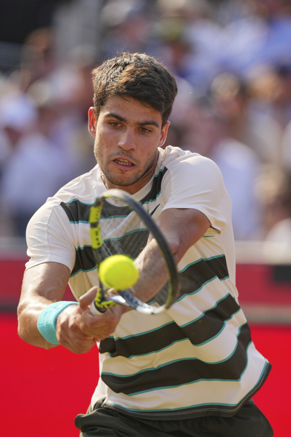 关于西班牙网球队翻盘意大利网球队,阿尔卡拉斯制霸全场的信息 关于西班牙网球队翻盘意大利网球队,阿尔卡拉斯制霸全场的信息