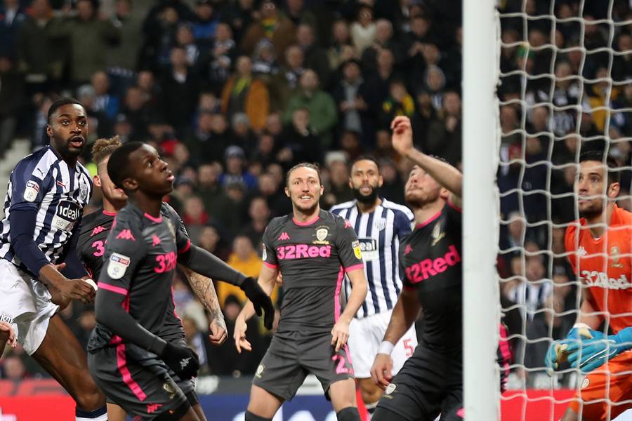 斯旺西城2-1力克布里斯托城,河床2-1逆转拉努斯 斯旺西城2-1力克布里斯托城,河床2-1逆转拉努斯