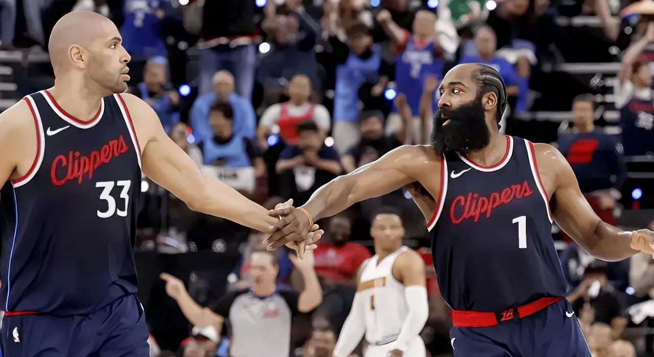 快船防守坚固，对手无法突破的简单介绍