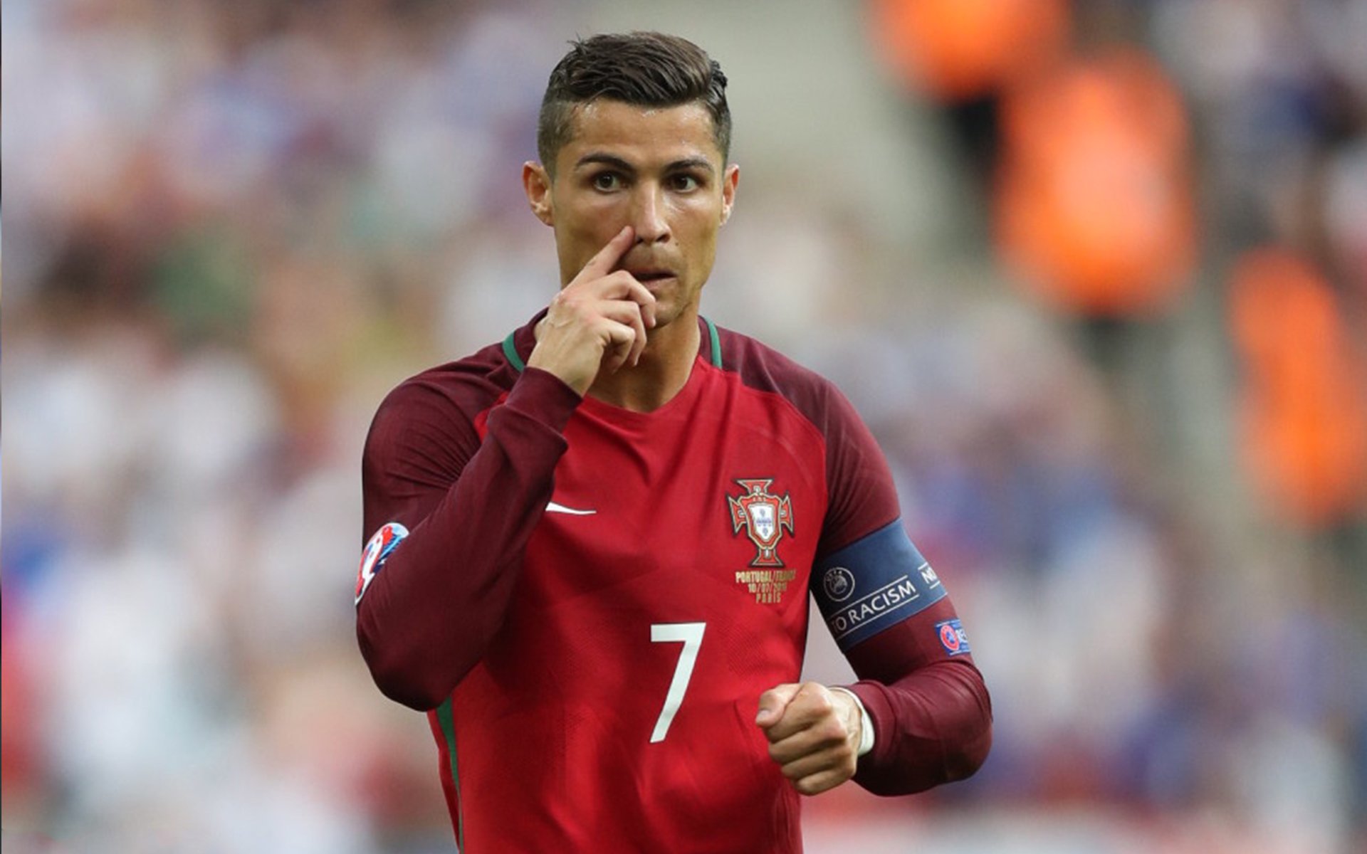 非洲雄鹰血拼瑞士军刀，恩佐关键战不手软—世界杯生死战中的个人英雄与团队意志