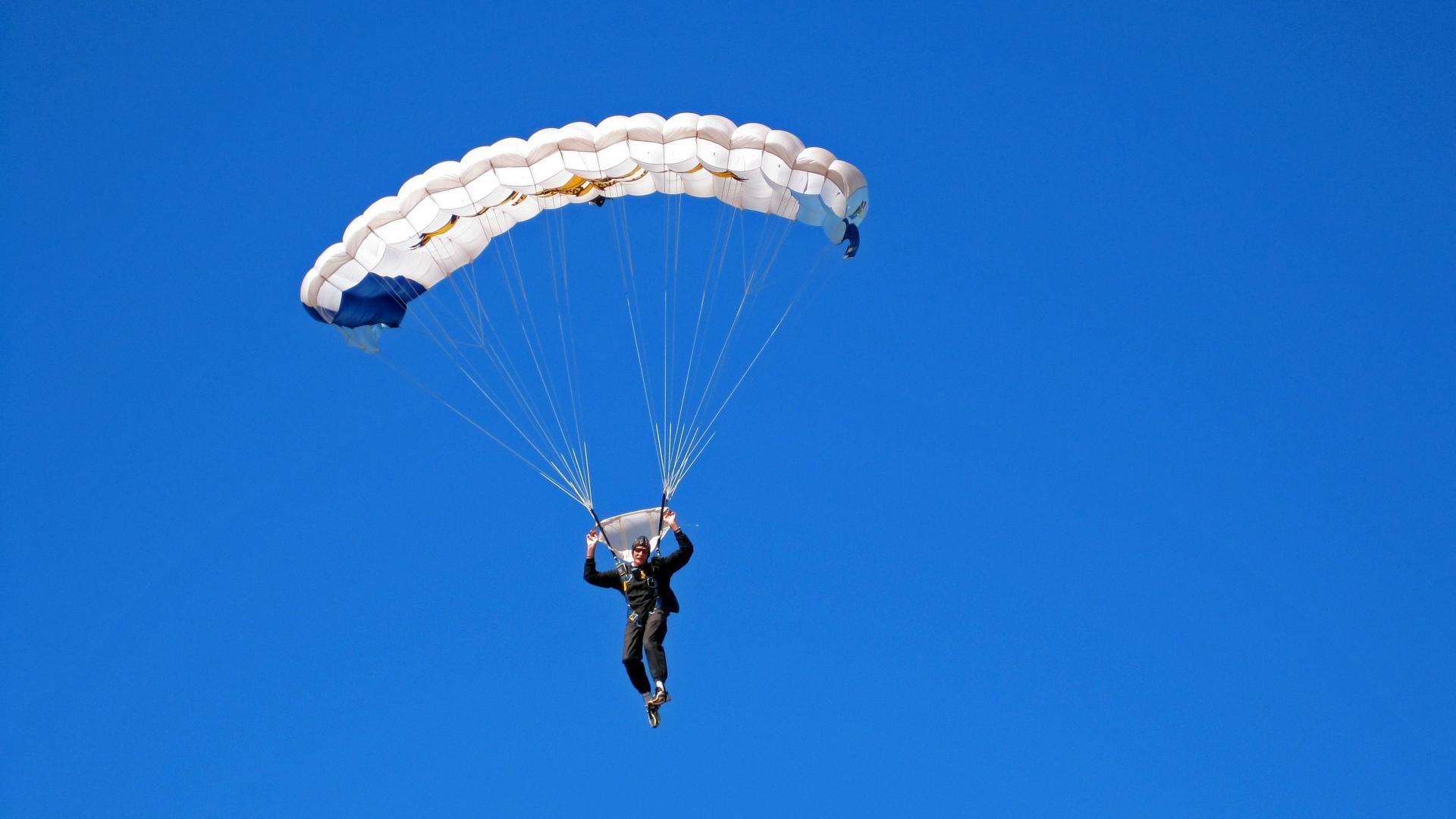 骑士绝杀辽宁队，霍勒迪扛起全队